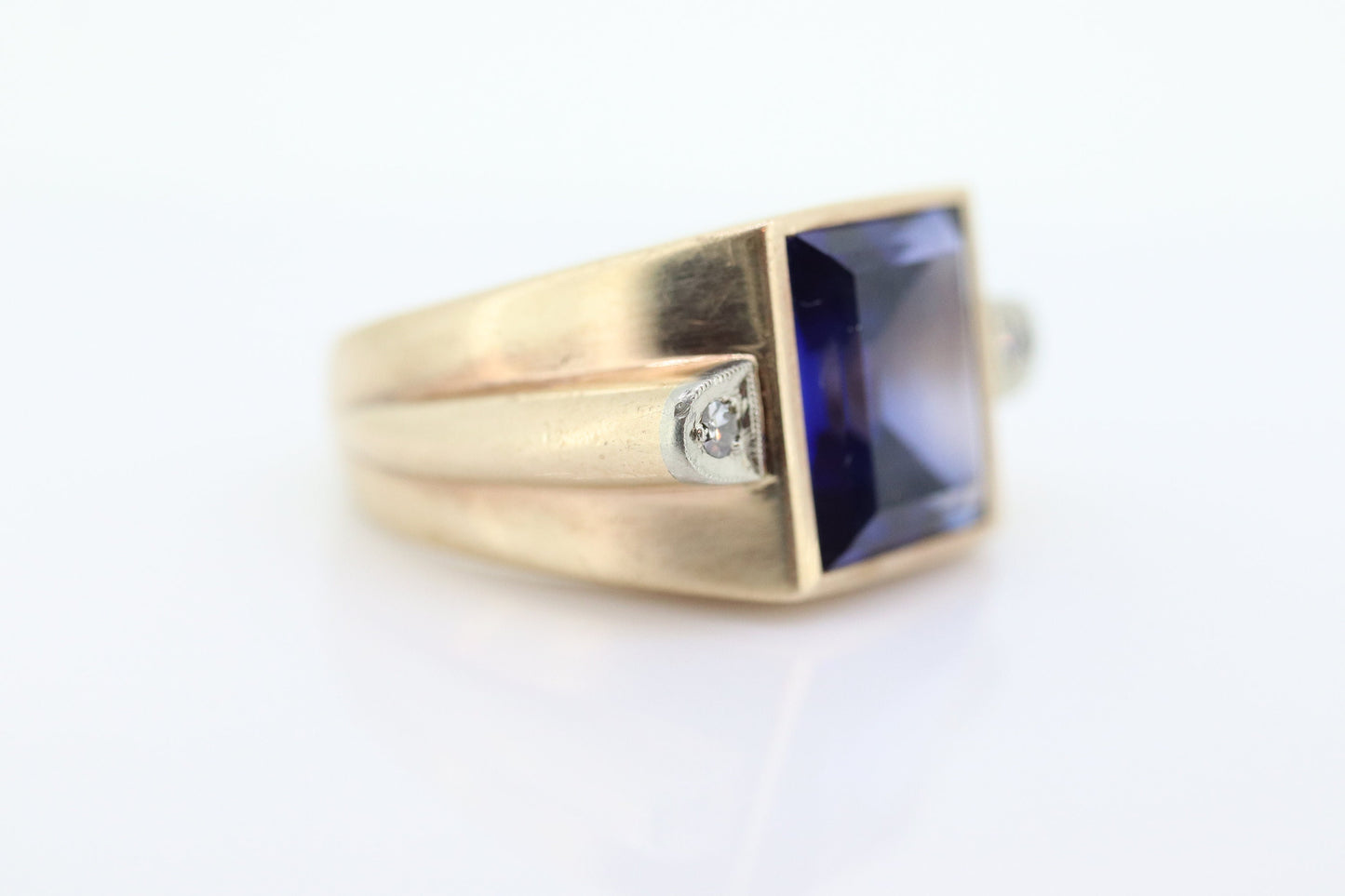 10k Sapphire ring. 10k Yellow Gold 1950s Mens Sapphire Diamond Heavy signet ring. Mens Heavy Signet ring st(178)