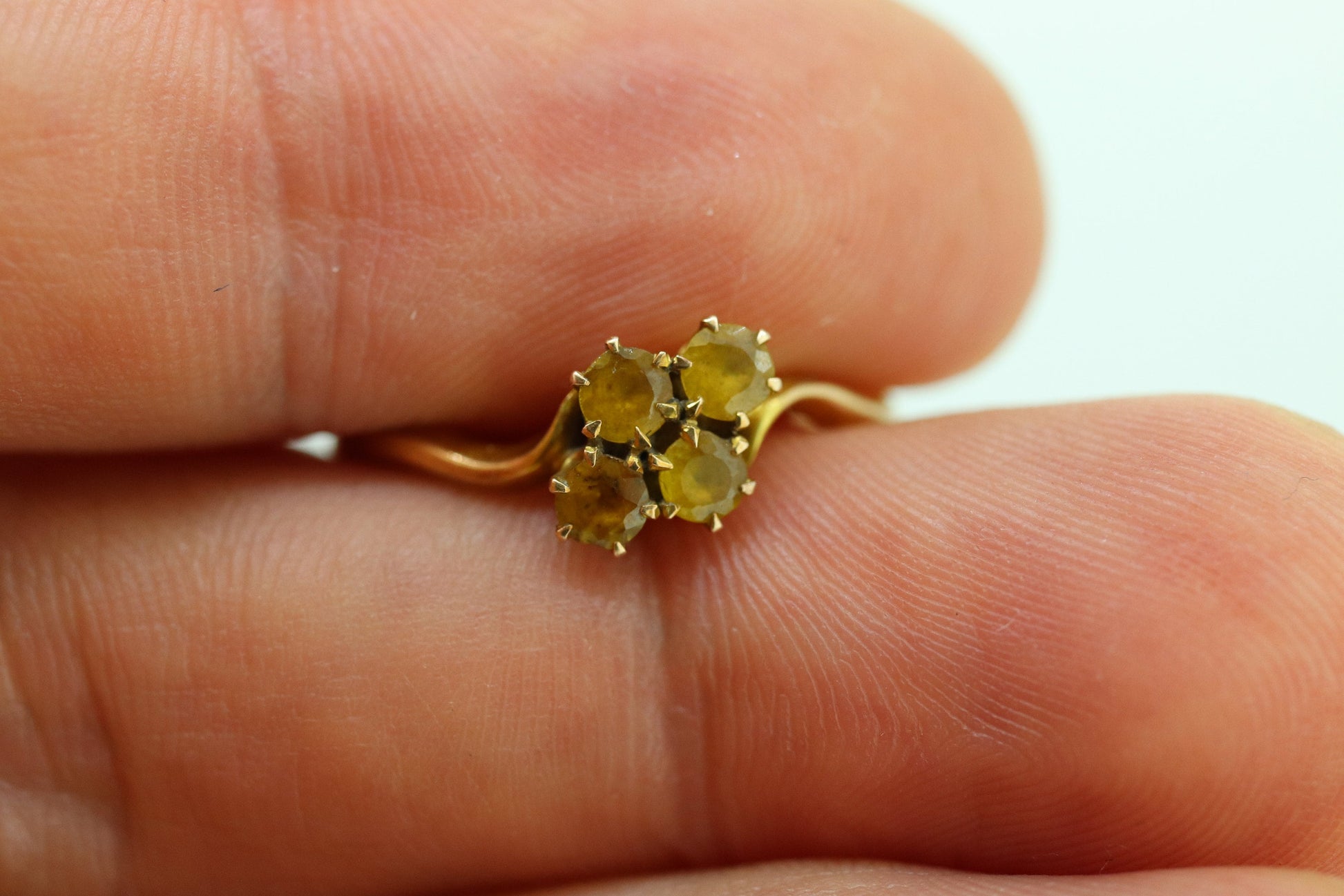 Honey comb citrine ring. 10k Yellow Gold citrine ring.