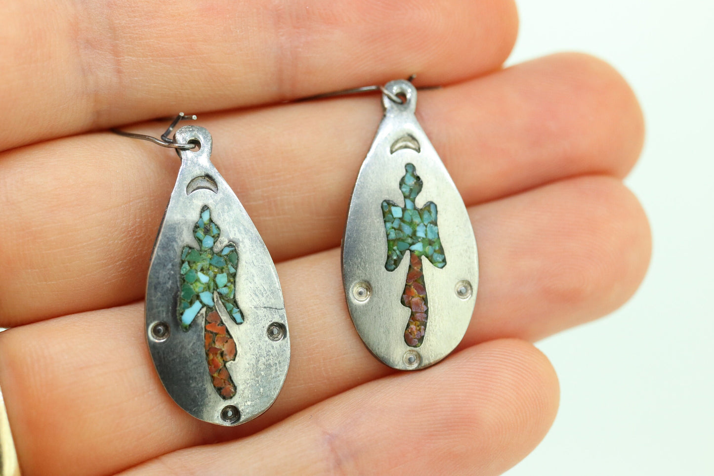 Navajo Zuni Phoenix Dangle Earrings. Turquoise Spiny Oyster Inlay and Sterling Silver Spoon dangle Earrings  (st14)