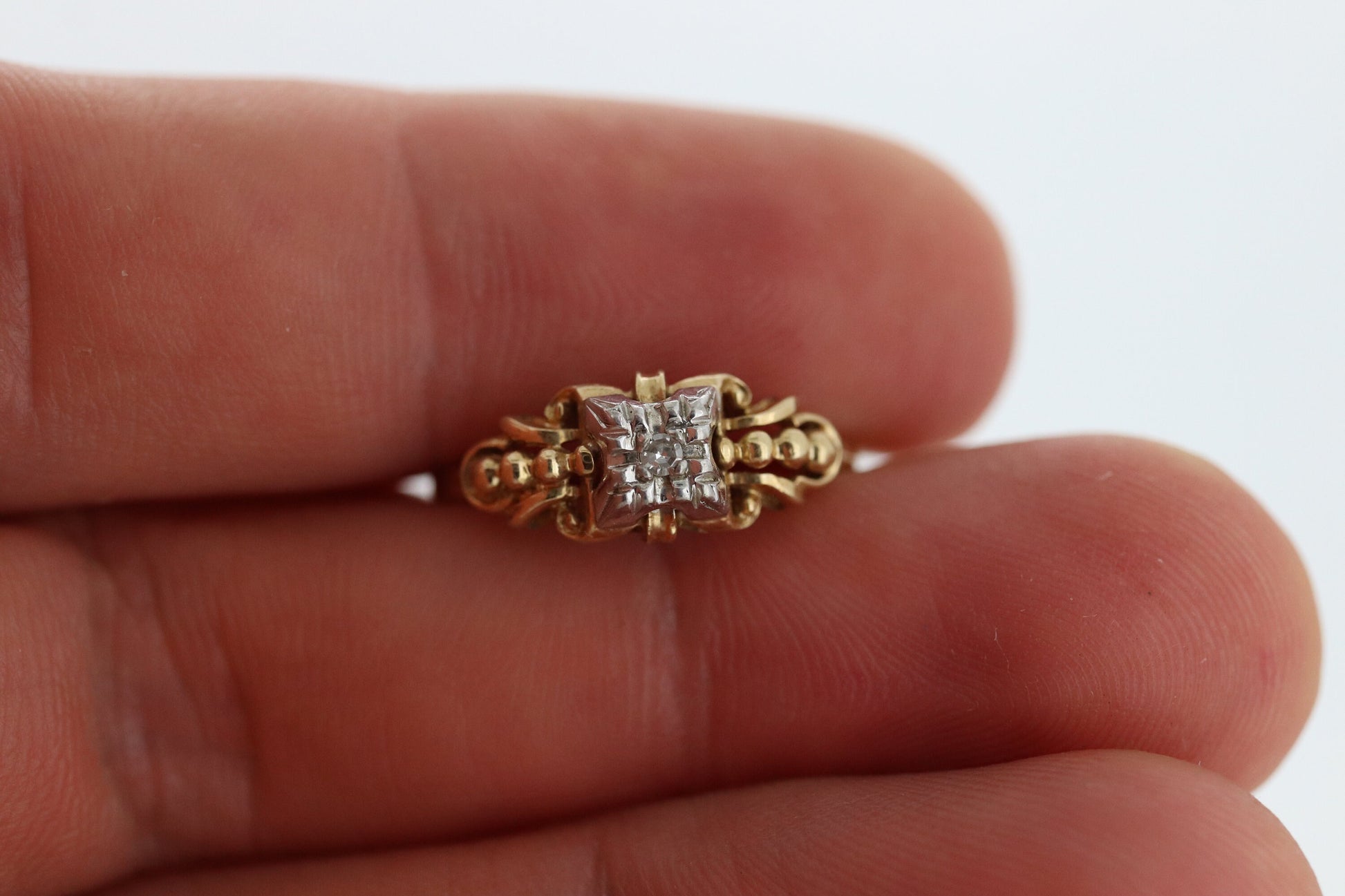 Art Deco Diamond ring. 14k Yellow and White Gold Square table. st(80/84)