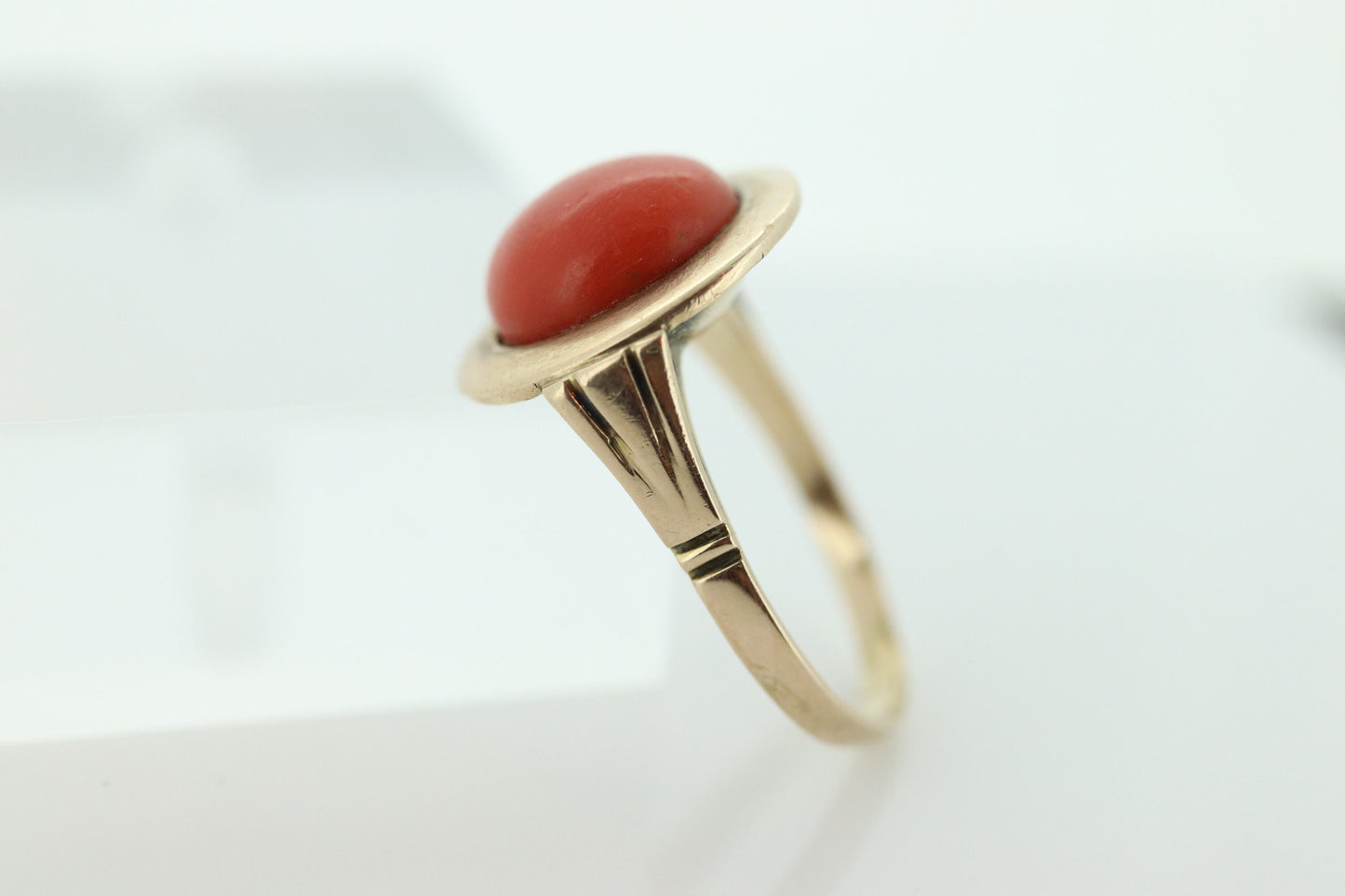 8k Large Round Orange CORAL ring. 8k Bubble Coral Cabochon bezel set Dome statement ring. St(47/15)