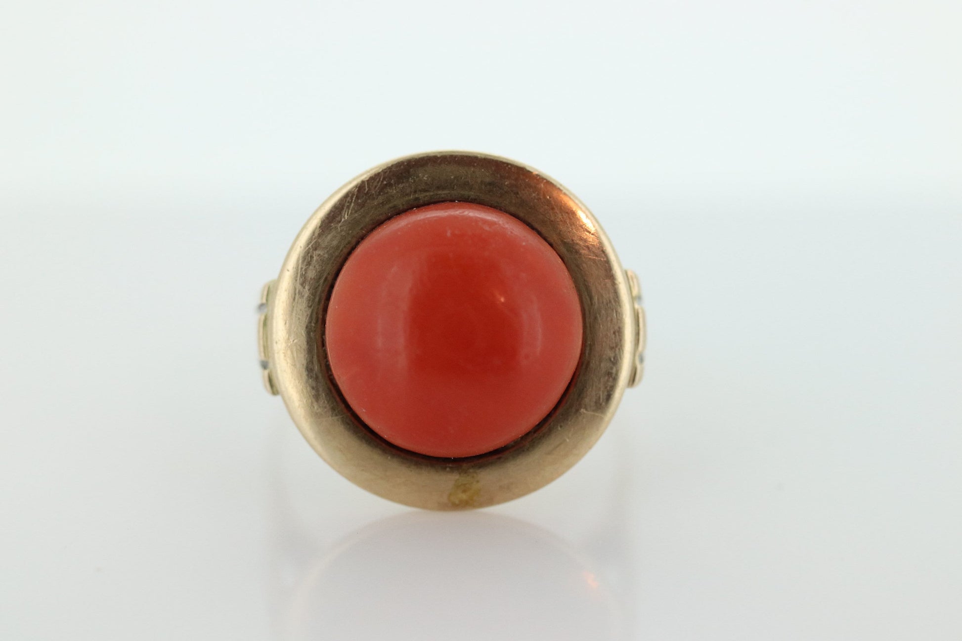 8k Large Round Orange CORAL ring. 8k Bubble Coral Cabochon bezel set Dome statement ring. St(47/15)