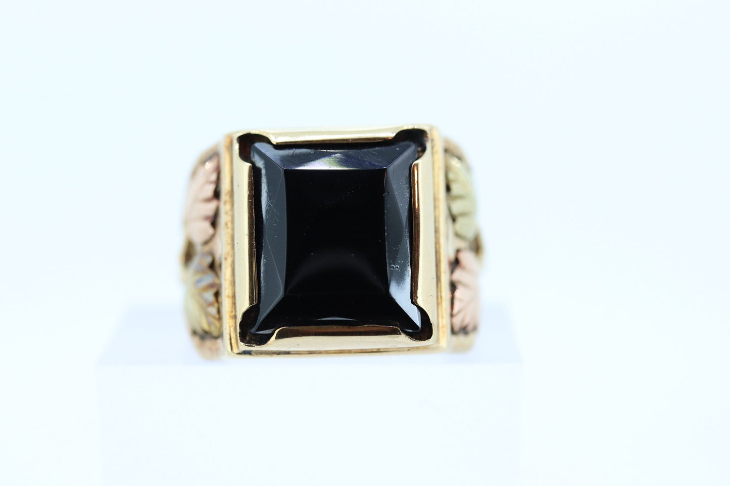 Black Hills Gold Ring. Heavy 10k Hematite Black Hills Gold Mens Statement Ring. sz 10.25 stock(99/11)