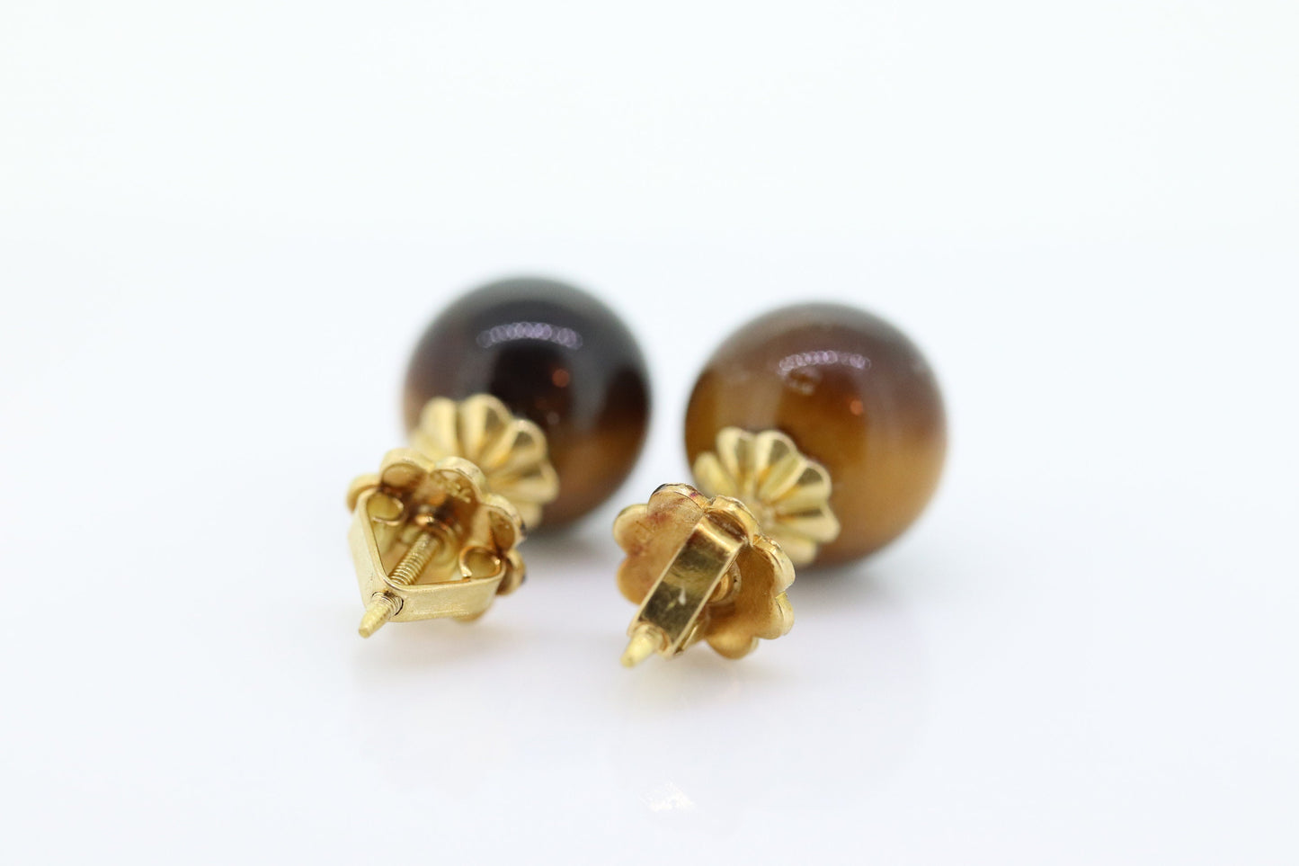 18k Natural Tigers Eye Ball stud earrings. 10mm Tiger's Eye Cat's Eye Sphere stud earring. Screw Backs st(40/11)