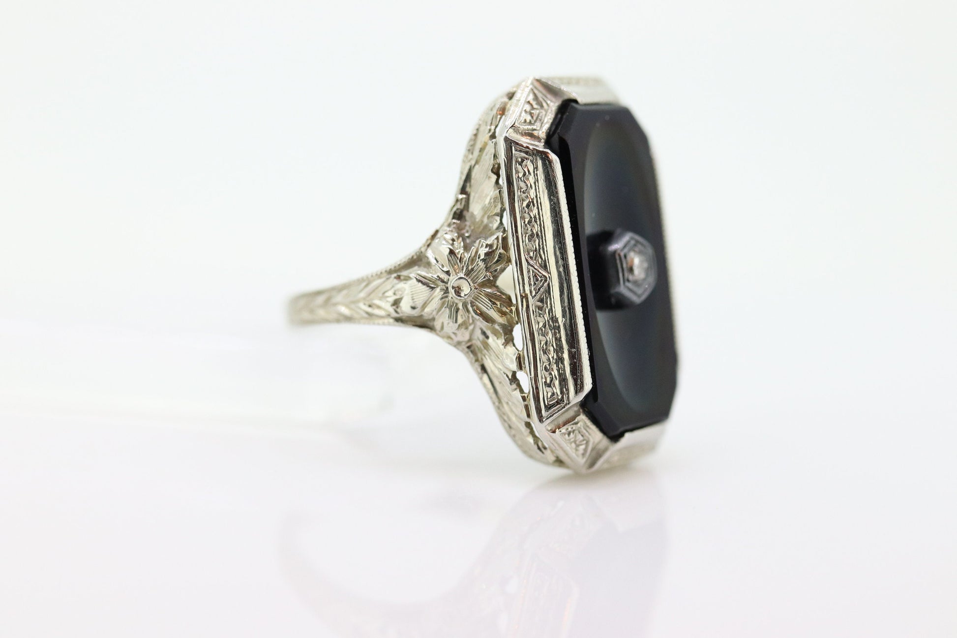 Art Deco Onyx and Diamond Ring. 14k Filigree White Gold Onyx and Diamond ring. Mourning Victorian Antique ring st(192)