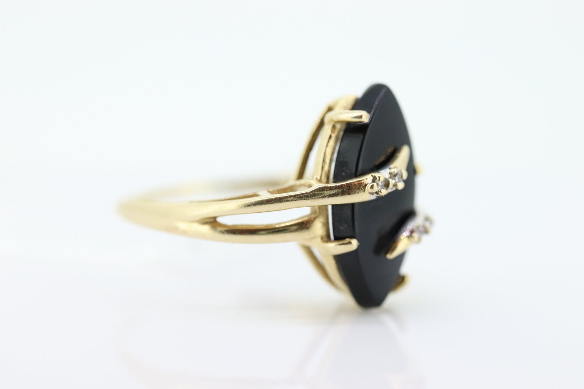 14k ONYX and diamond ring. Marquise Navette Onyx Prong set victorian mourning ring. st(136)