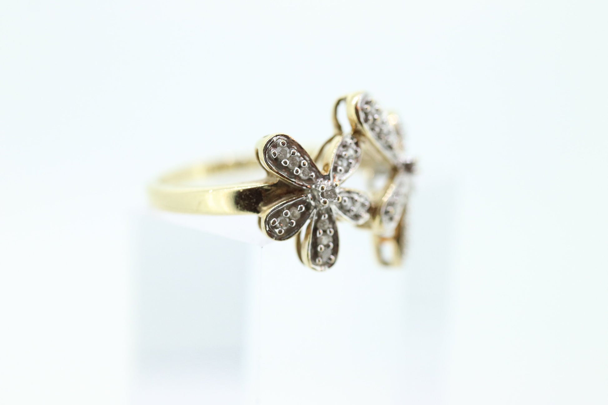 10k Flower Blossom Diamond Set Cocktail ring. Daisy Ring 10k Gold. Flower Ring. Daisy ring. st(51/74)