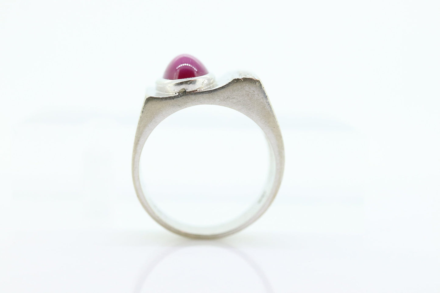 14k Star Ruby diamond ring. 14k White Gold Mens Star Ruby Cabochon signet ring. st(221/37)