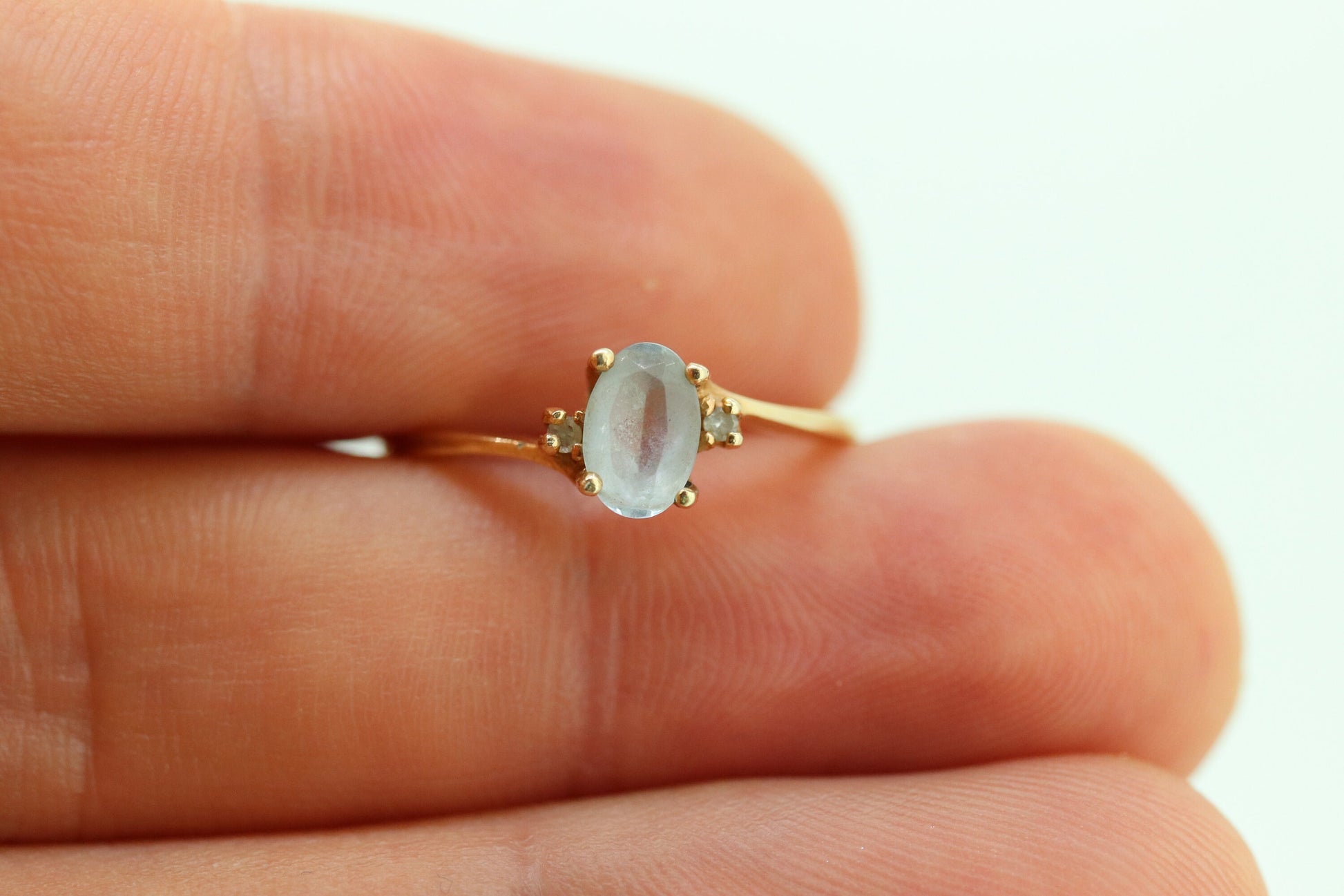 10k Aquamarine ring. Dainty Aquamarine solitaire ring. Aquamarine gem. Light Aquamarine 10k yellow gold st(40)