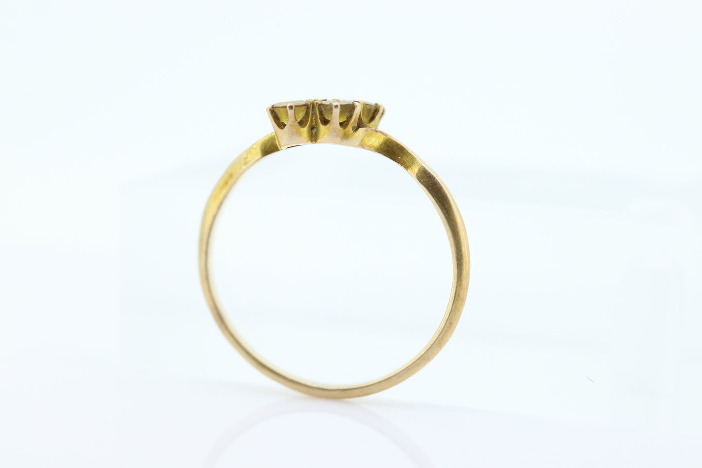 Honey comb citrine ring. 10k Yellow Gold citrine ring.