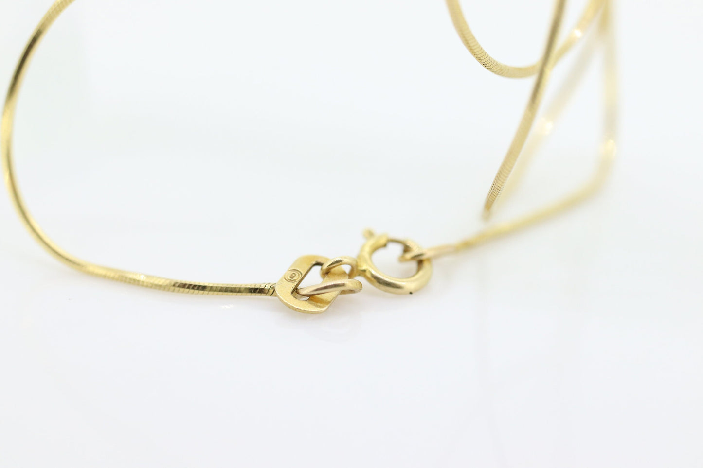 14k Round Omega  Necklace. 14k Yellow Gold OMEGA Snake chain Necklace. 1mm 16in length. st46