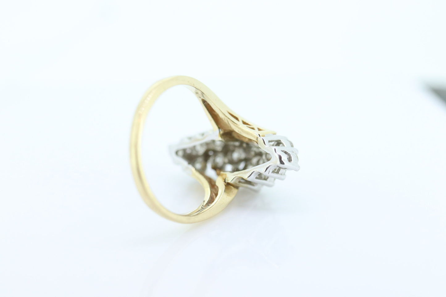 14k Yellow Gold Ring. Round Diamond Cluster Ring. Waterfall diamond. 0.96ctw diamonds st546