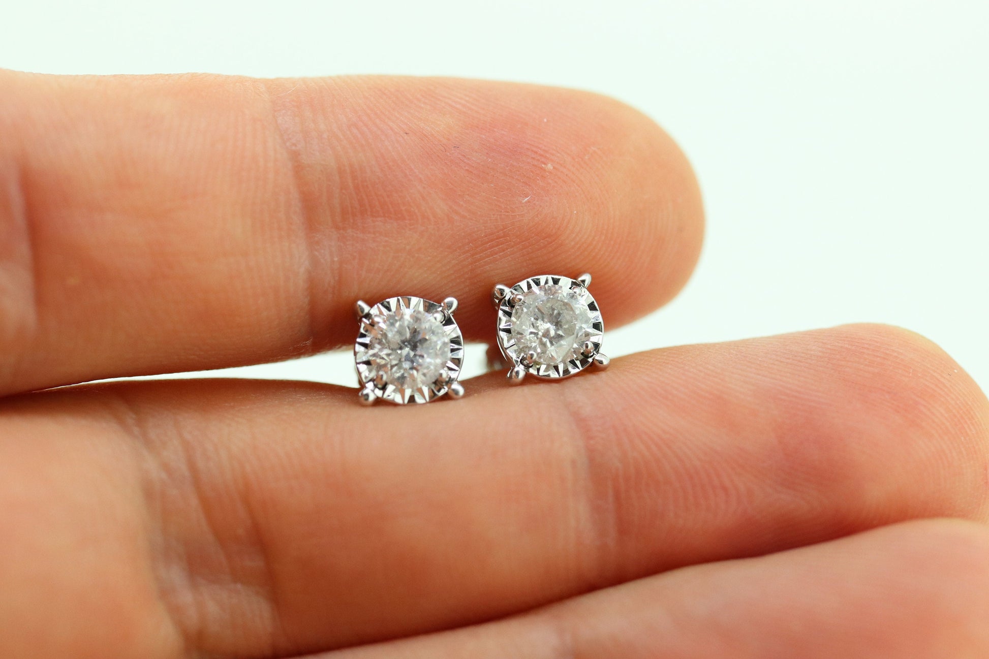 Diamond stud earrings. 10k Stud posts with 1.00ctw Diamonds made by ZEI