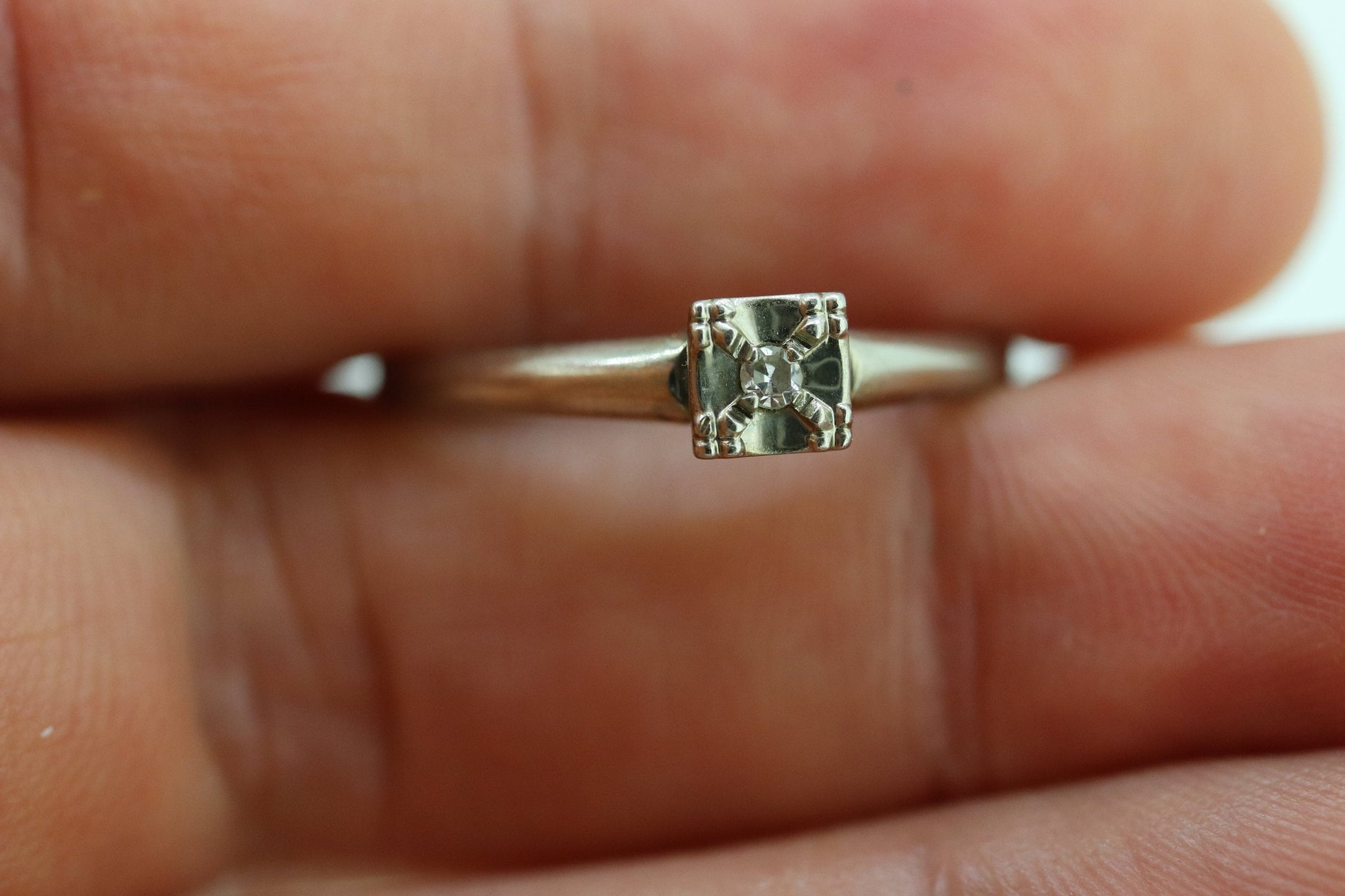 Art Deco Diamond Solitaire Ring. 18k  Gold square set diamond solitaire Ring. FREE RESIZE. st100