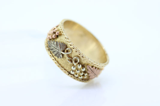 Black Hills Gold Ring Mens. Heavy 10k Multi-Tone Black Hills Gold Thick BAND. Sz 11 10mm wide stock(78/20)