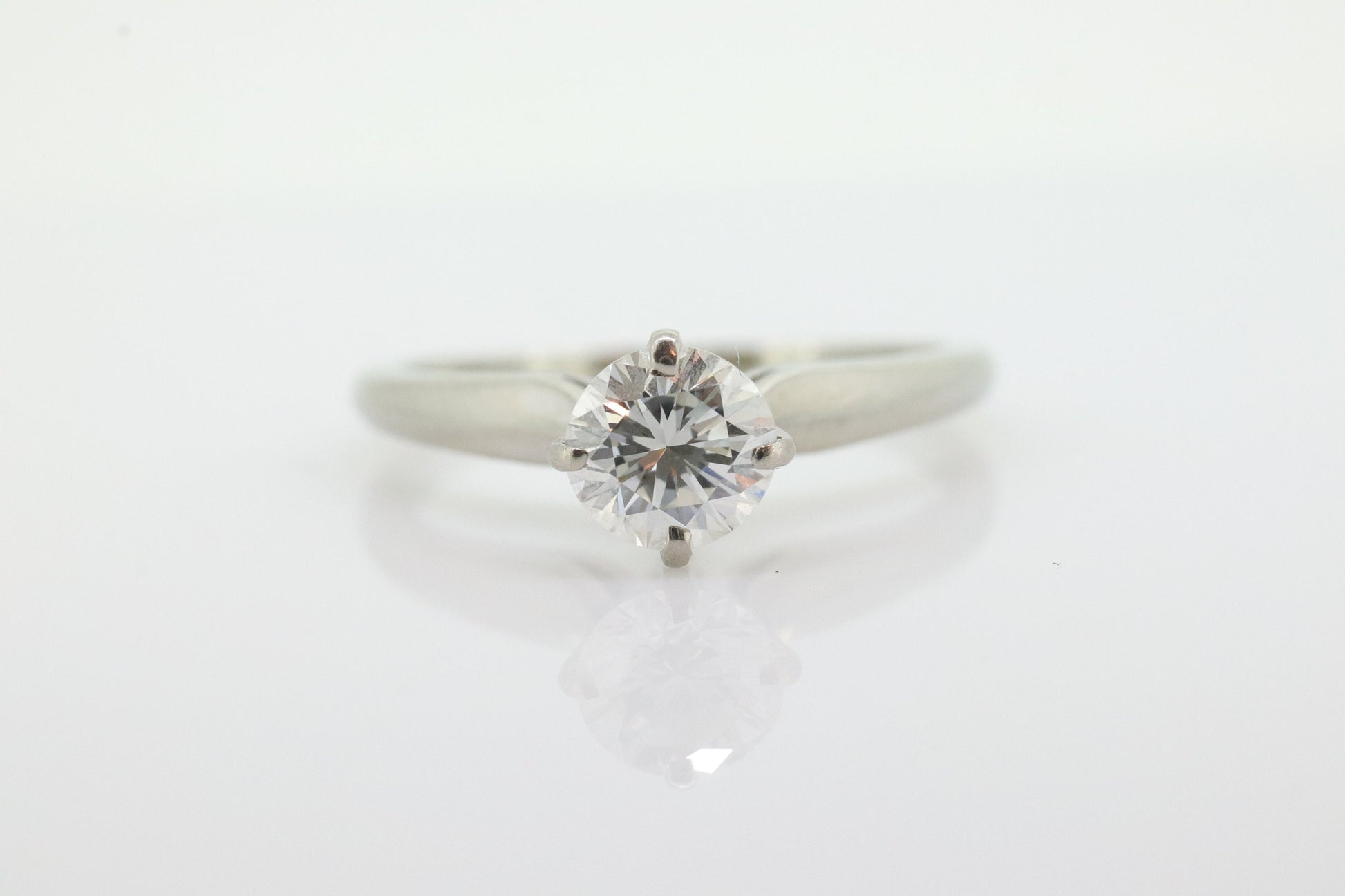 JABEL 18k 1/2ct Diamond Solitaire ring.  Vintage 18k White Gold Diamond Engagement Ring JABEL. st(575)