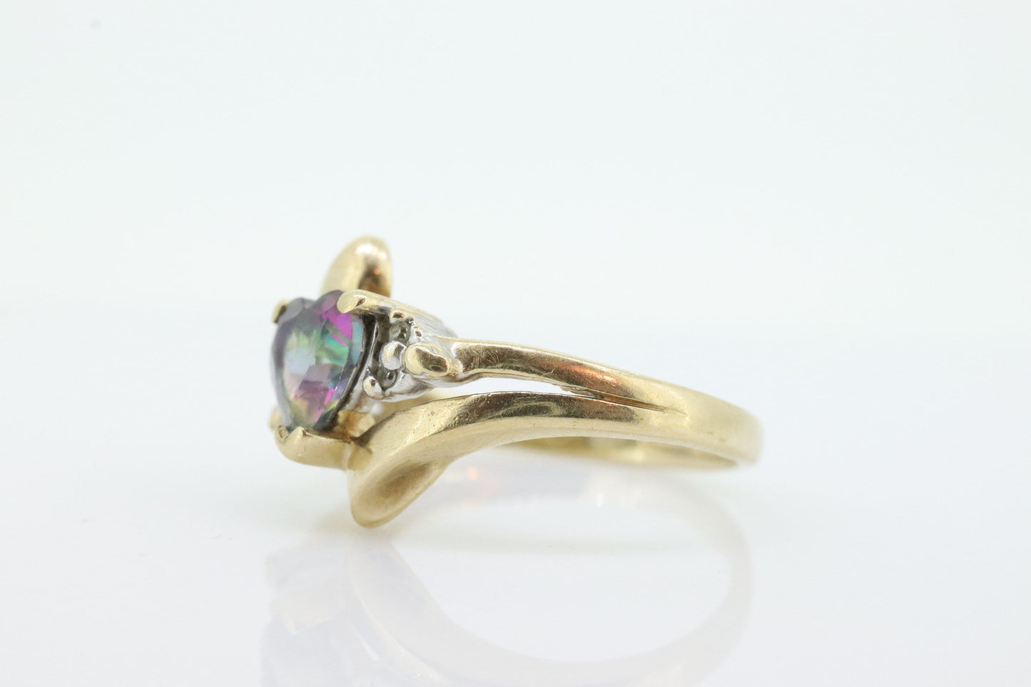 10k Mystic Topaz and Diamond ring. Mystic Topaz Heart faceted gem with Diamond accents. st(184)