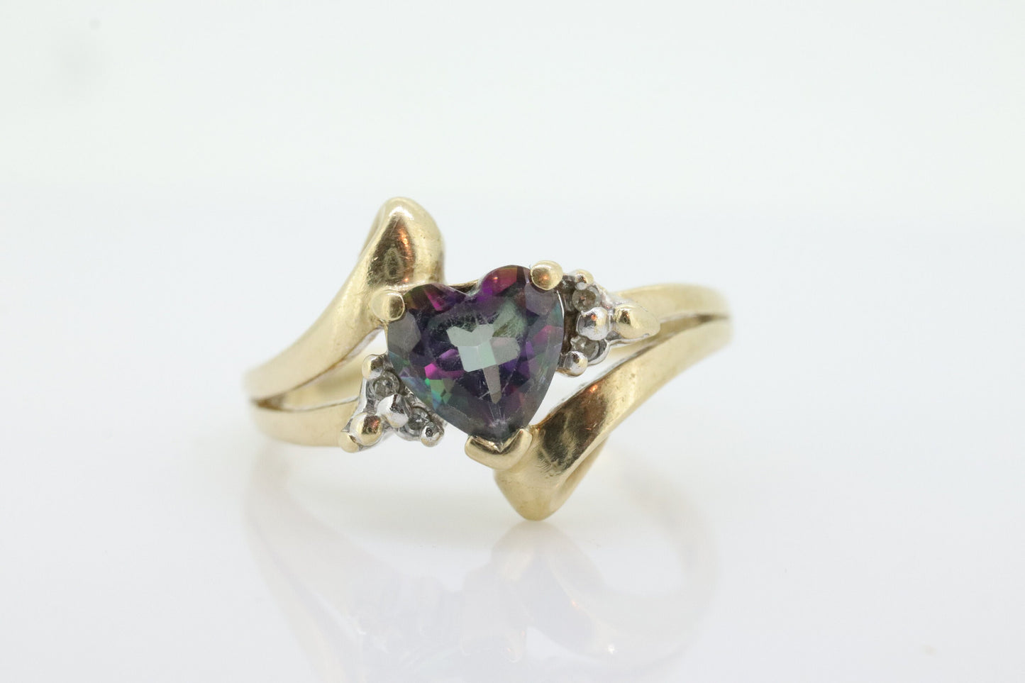 10k Mystic Topaz and Diamond ring. Mystic Topaz Heart faceted gem with Diamond accents. st(184)