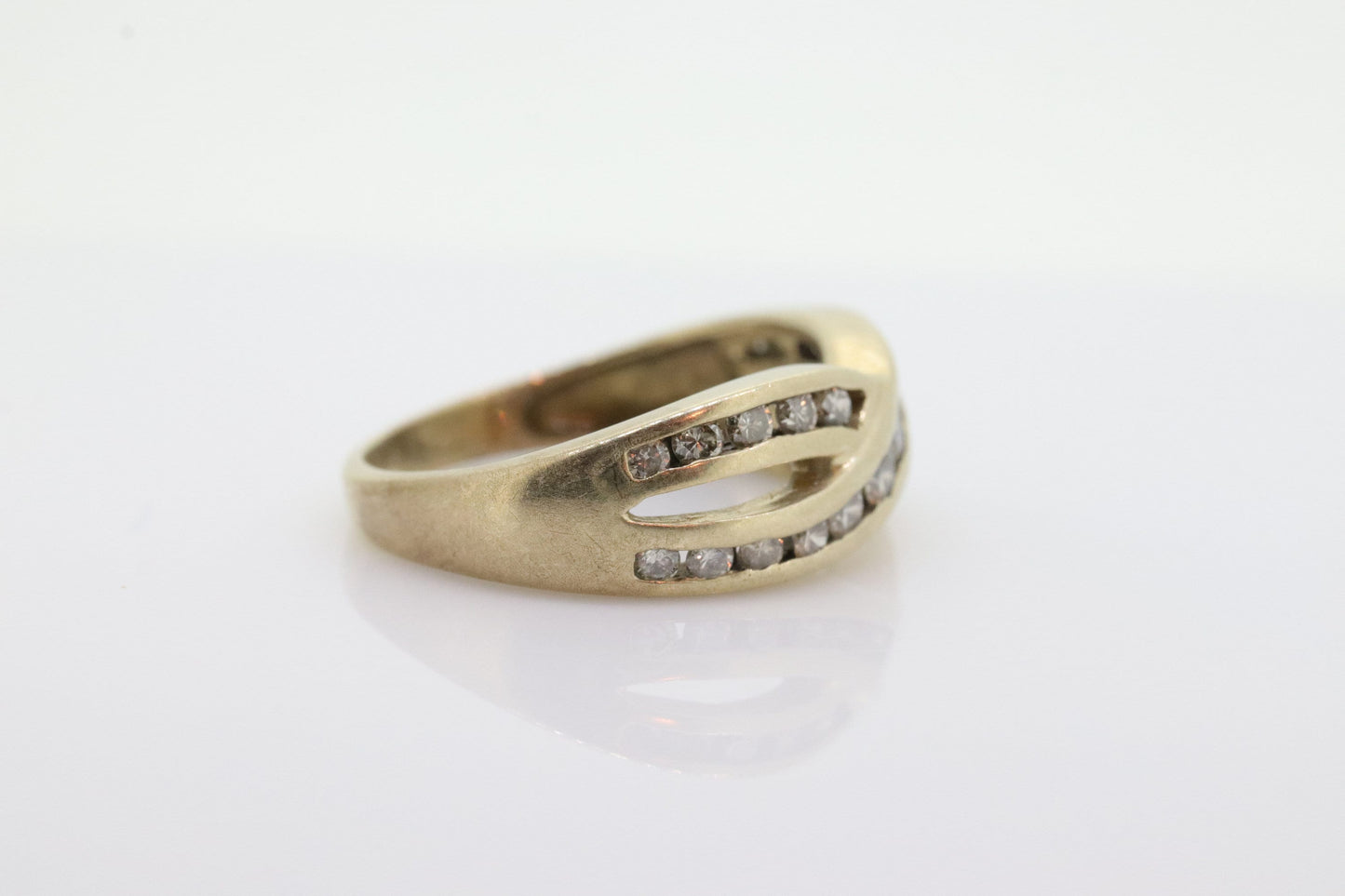 10k Diamond Cross X X X channel band. Diamond X Infinity Ring. Diamond Eternity band. st(65)