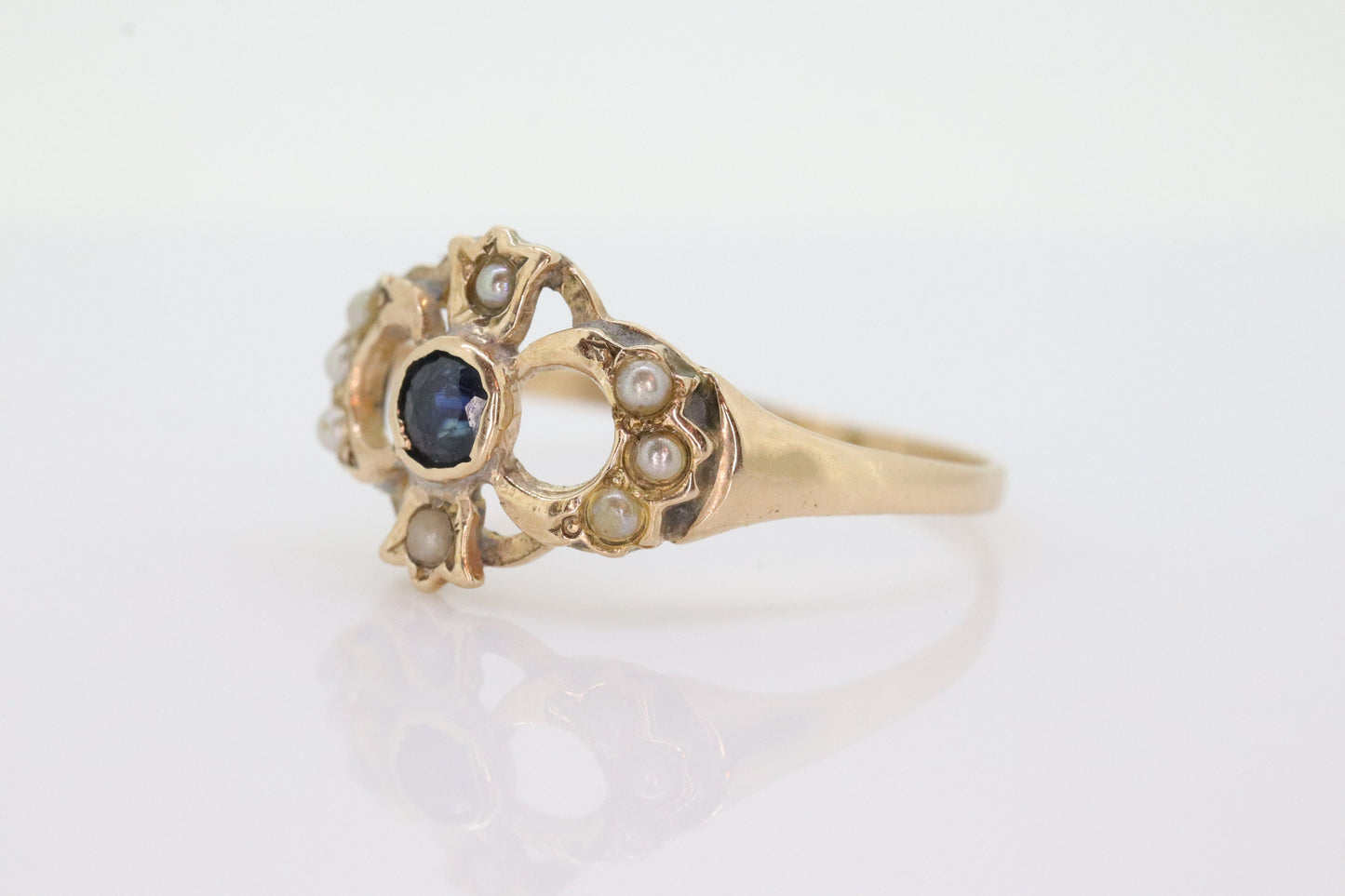 Antique Sapphire pearl bubble ring. Crown Tiara Sapphire pearl seed. 14k Filigree Open ring. st(105)