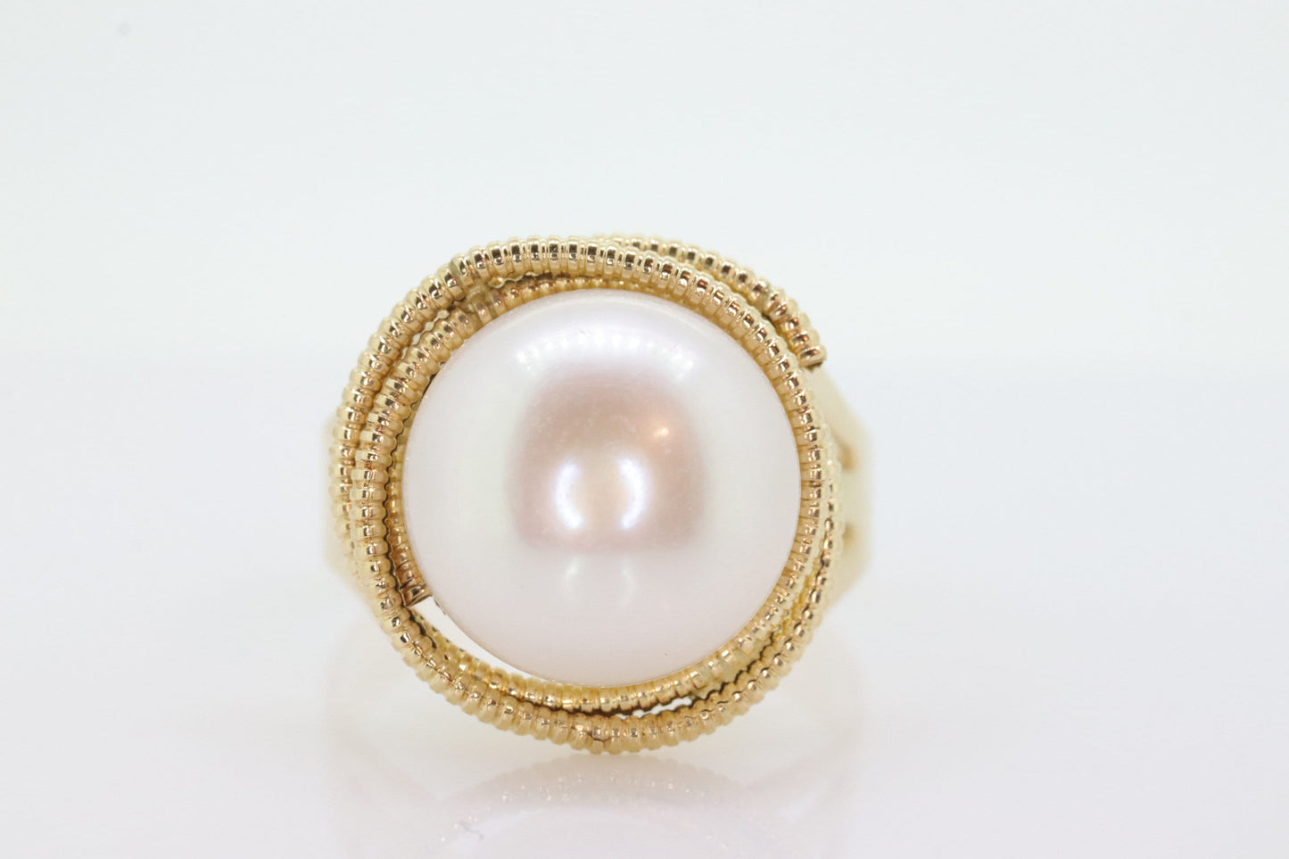 14k Large Mabe Ring. Mabe Pearl Solitaire ring. st(120/11)