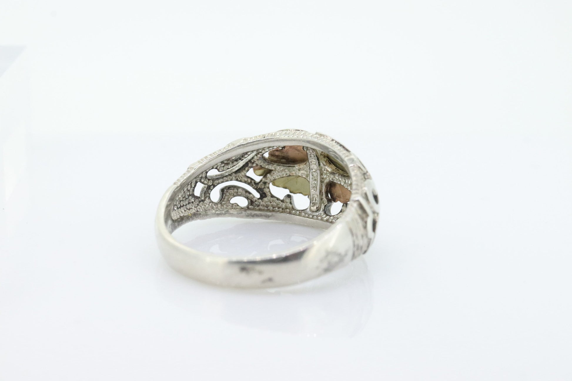 Black Hills Gold Sterling Silver dome Ring. Large 10k Gold Inlay made by Black Hills Gold Band