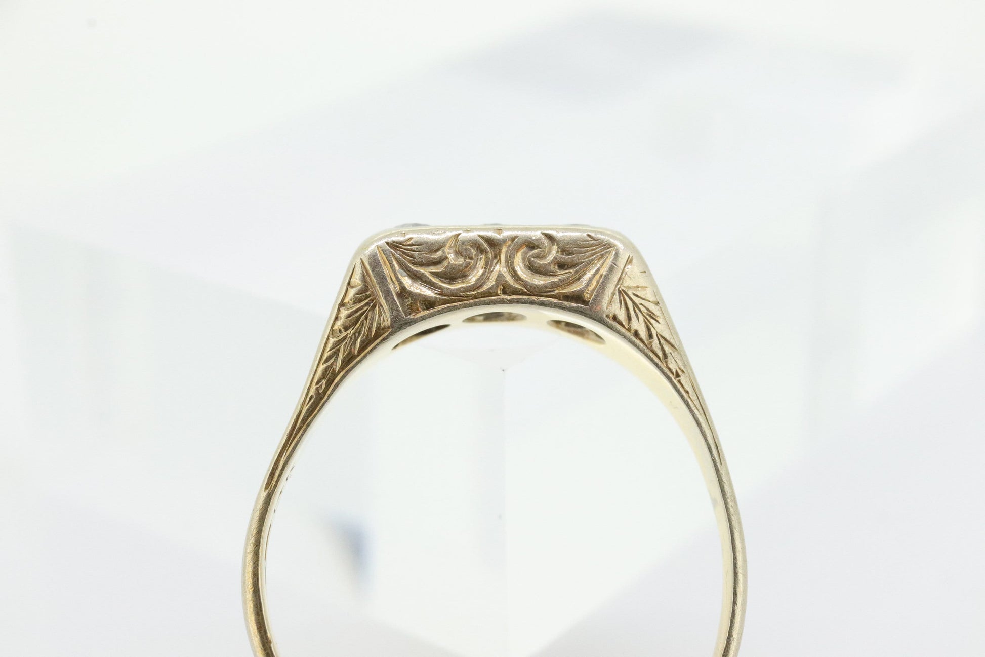 Art Deco Triple Twin Diamond ring. 18k White Gold Engraved Journey Trilogy Trio Ring. Three diamond band. st(127)