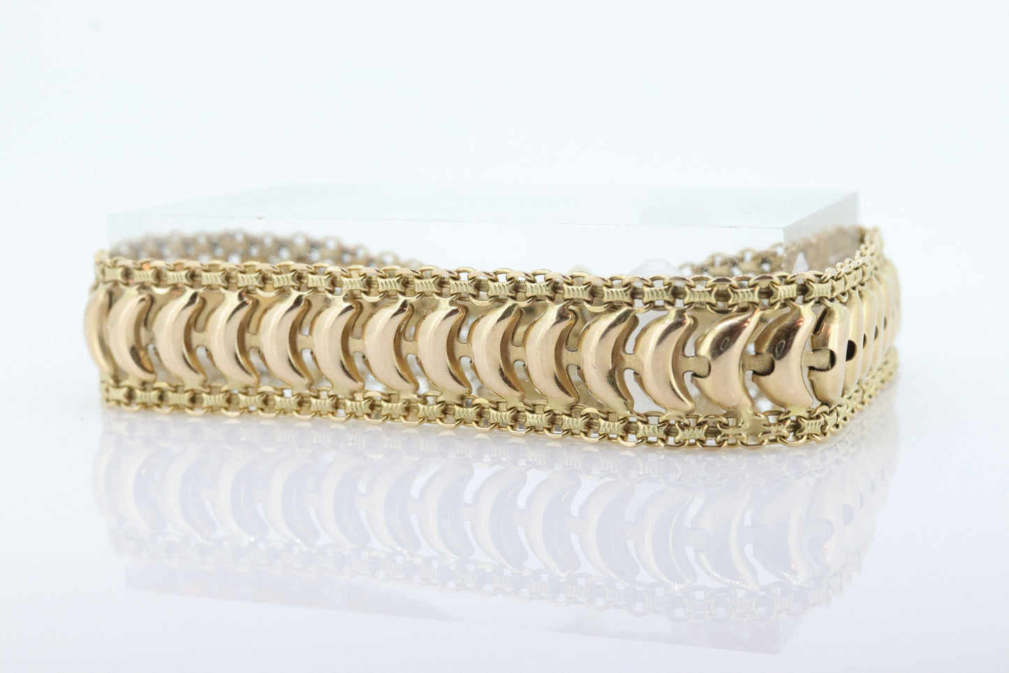 14k Wide Textured Bismark Bracelet. Italian Made 14k Yellow Gold Bracelet. High Polish bracelet 13.1g st(460)