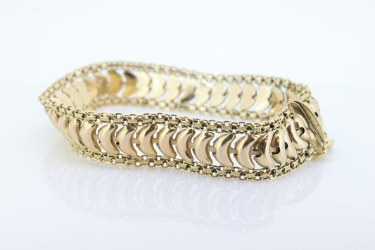 14k Wide Textured Bismark Bracelet. Italian Made 14k Yellow Gold Bracelet. High Polish bracelet 13.1g st(460)