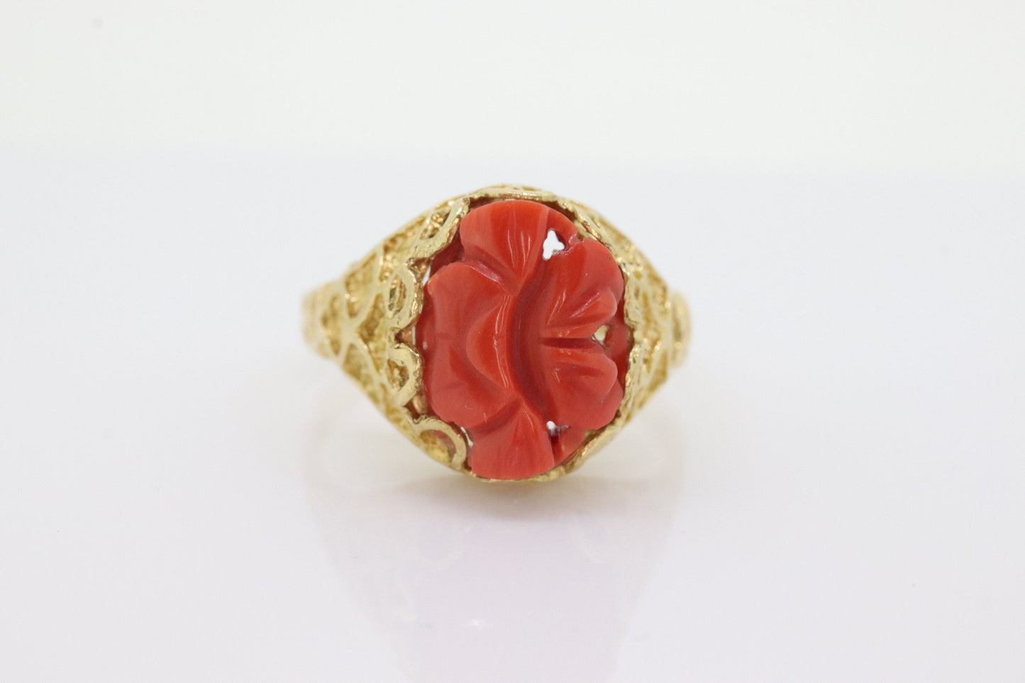 18k Large Carved Orange CORAL ring. 18k Coral Flower Texture set statement ring. Fine Jewelry Coral band. st(230)