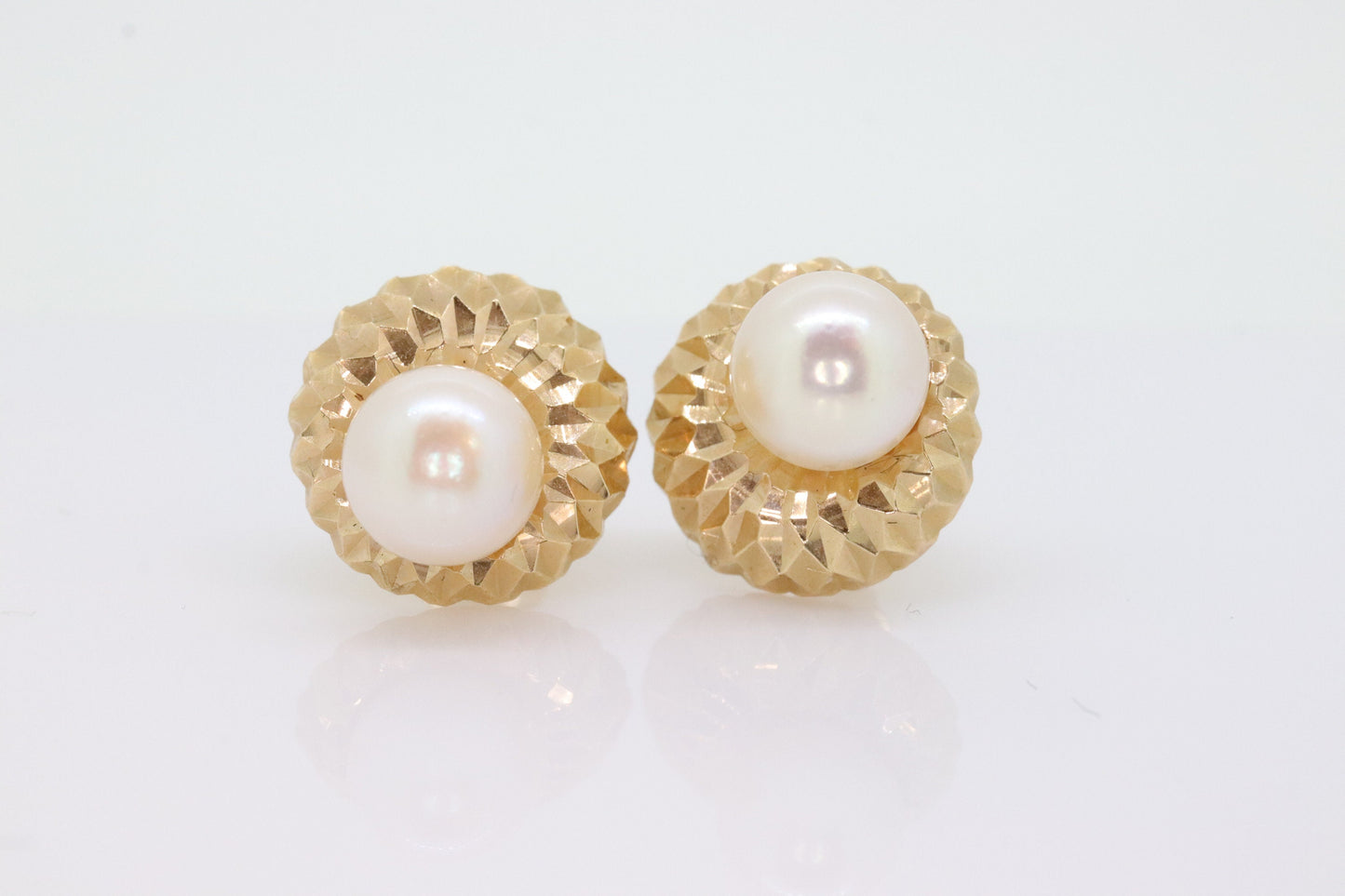 14k Pearl Stud earrings with Textured background. High Quality Akoya Pearl Diamond cut 14k Texture. Offcenter stud earrings. st(63)