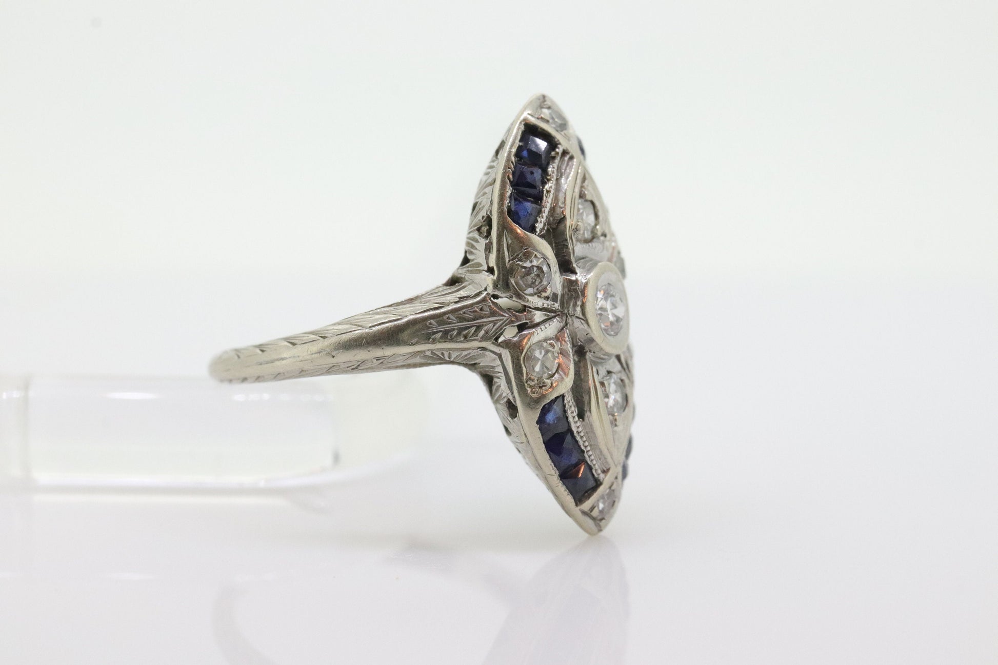 Antique Shield daisy ring. 18k diamond and sapphire shield ring. 18k Art Deco  diamond filigree signet flower ring. st(245)