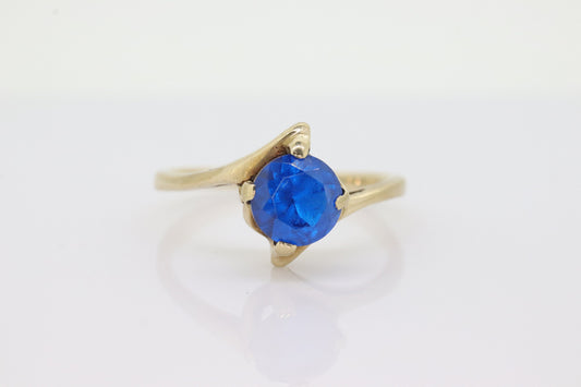 10k Round Blue Spinel ring. 10k Yellow Gold Blue Spinel Solitaire Ring