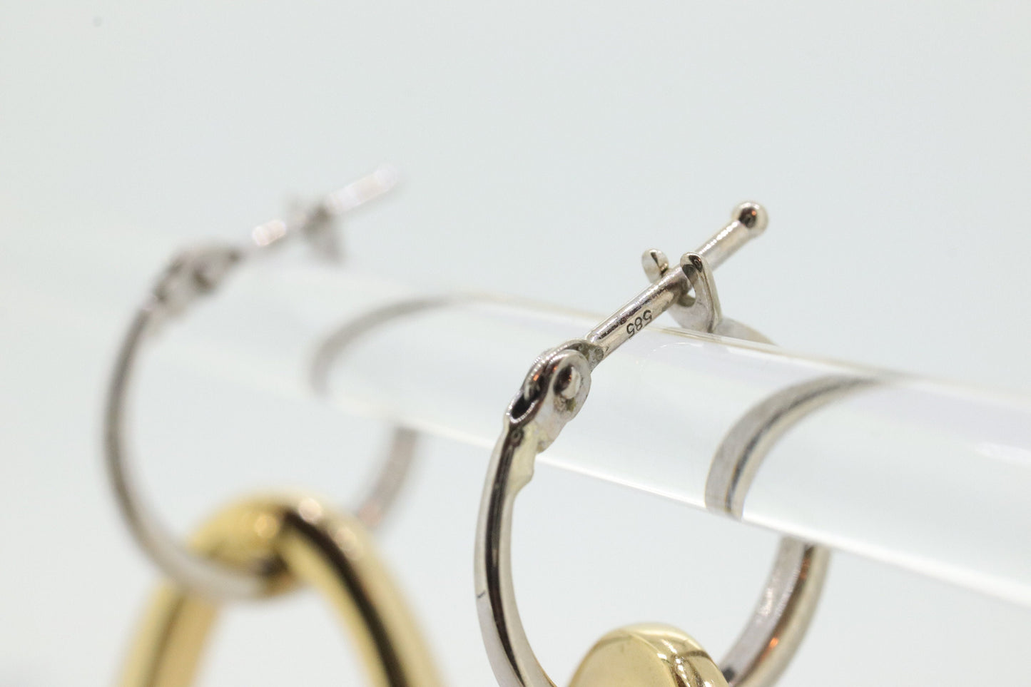 14k Gold Puffed Hollow HOOP Earrings. Intertwined Glossy Loop earrings. MILOR Italy st132/25