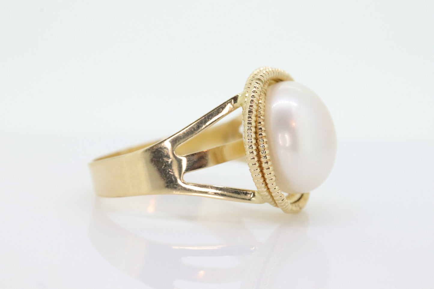 14k Large Mabe Ring. Mabe Pearl Solitaire ring. st(120/11)