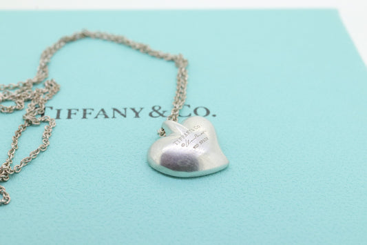 Vintage Tiffany and Co Necklace Heart Pendant. Elsa Peretti sterling silver puffed heart necklace. st(86)