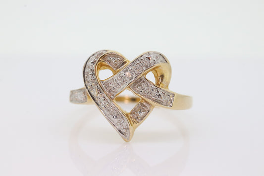 10k Open Heart Ring. 10k Open Interlocking hearts promise ring. st(45)