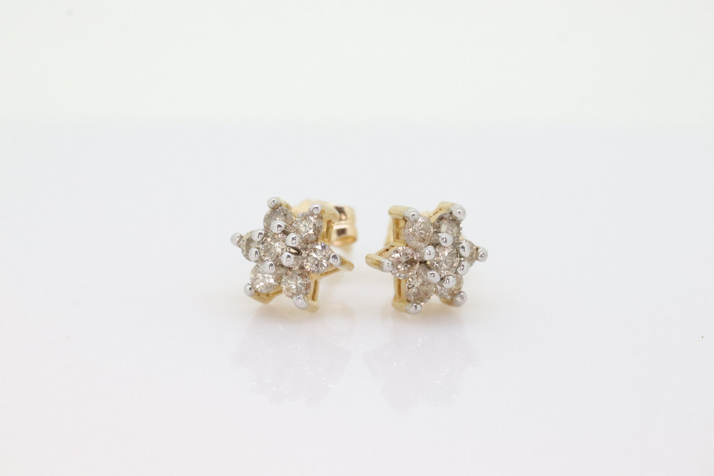 Diamond Flower Cluster Earrings. Diamond Daisy 14k stud earrings. Diamond Stud 14k Yellow Gold Earrings. 0.35 ctw. st57/50