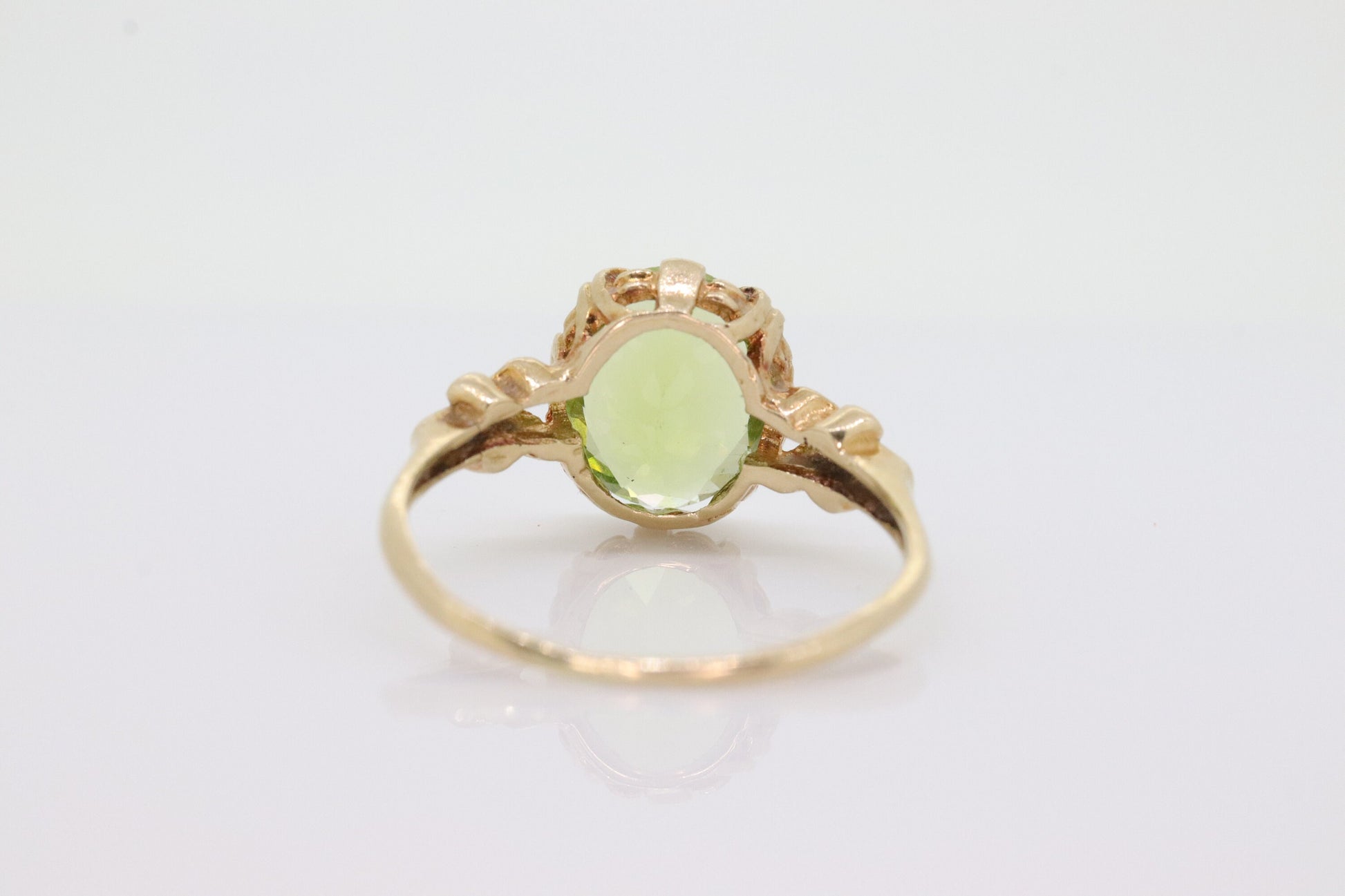 10k Peridot Solitaire ring. Antique Large Natural Oval Peridot ring. 10k Vintage Peridot Flower Blossom ring. st(89)