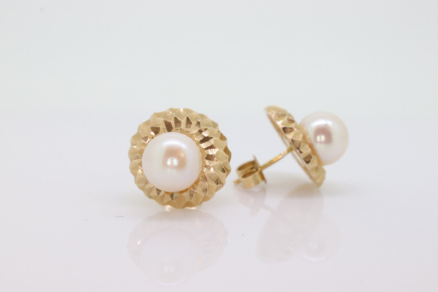 14k Pearl Stud earrings with Textured background. High Quality Akoya Pearl Diamond cut 14k Texture. Offcenter stud earrings. st(63)