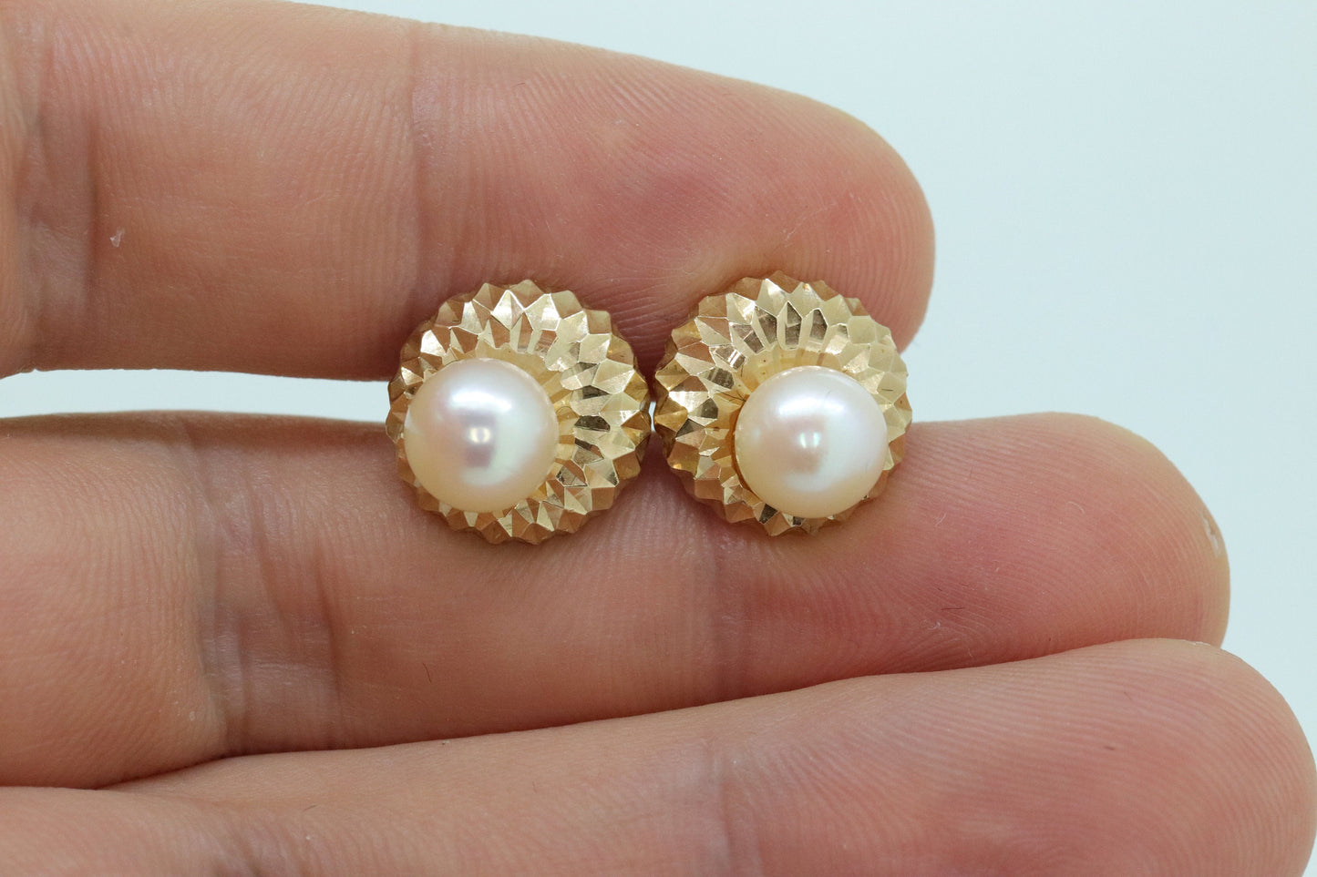 14k Pearl Stud earrings with Textured background. High Quality Akoya Pearl Diamond cut 14k Texture. Offcenter stud earrings. st(63)