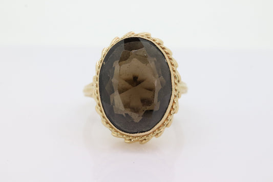 10k Smoky QUARTZ Large Bezel set ring. Large Oval Smokey Quartz Cocktail Cathedral ring(88)