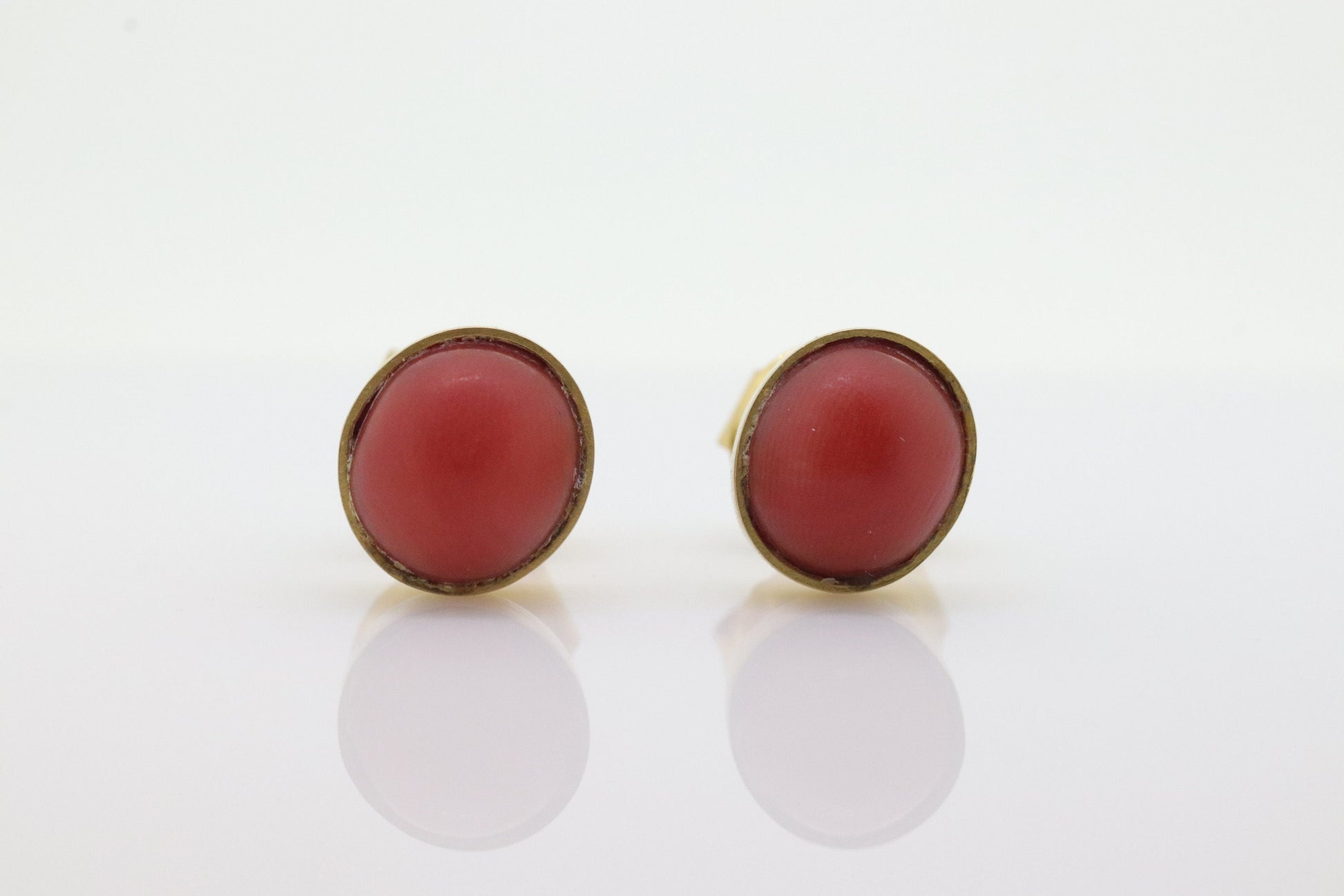 Coral Earrings. 14k Coral Orange STUD Earrings. Coral Cabochon Bezel set design. st(65)