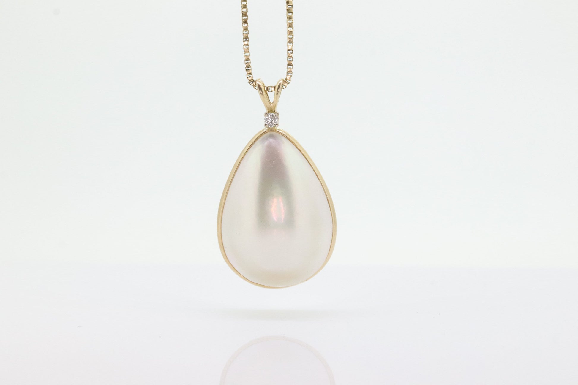 14k Large MABE Pearl Diamond Pendant. Leslies Jewelry Pendant. Mabe Pearl Drop pendant with box chain necklace. st(87)