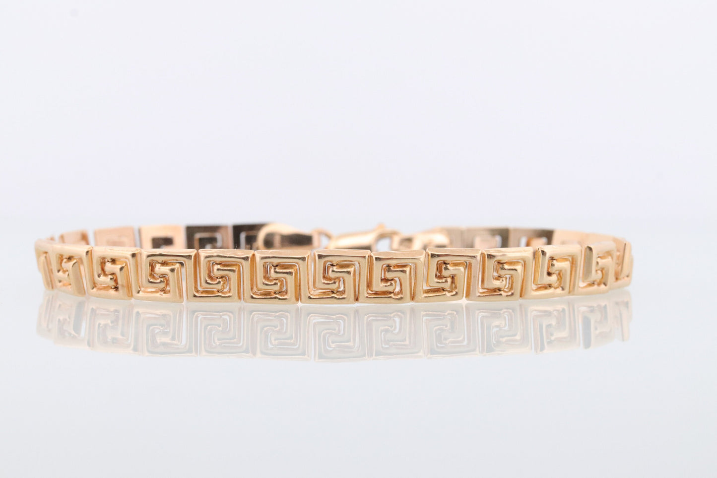 14K Greek KEY Chain Bracelet. 14k Yellow Gold Polished Greek Key chain bracelet. 14k Yellow gold Italy 6.1grams st(215)