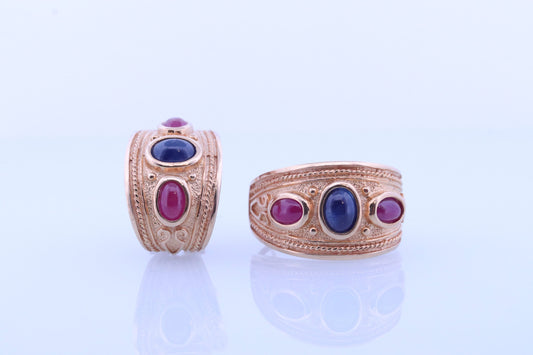 14k Ruby Sapphire Cabochon Byzantine Etruscan Earrings. 14k Gold Etruscan Revival Ruby Sapphire Dangle Bezel Set Omega Backs st(352)