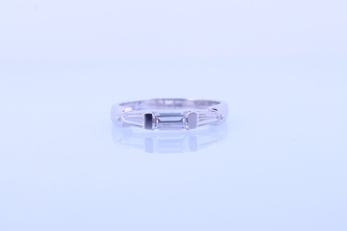 Vintage 14k White Gold Wedding Band with 3 (triple) stone CZs. Baguette cut. Rectangle or Emerald band. st(88)