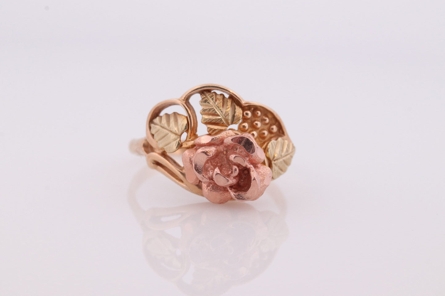 Black Hills Gold Ring. 10k 12k FLOWER ROSE Multi-Tone Black Hills Gold Statement Ring. stock(62)