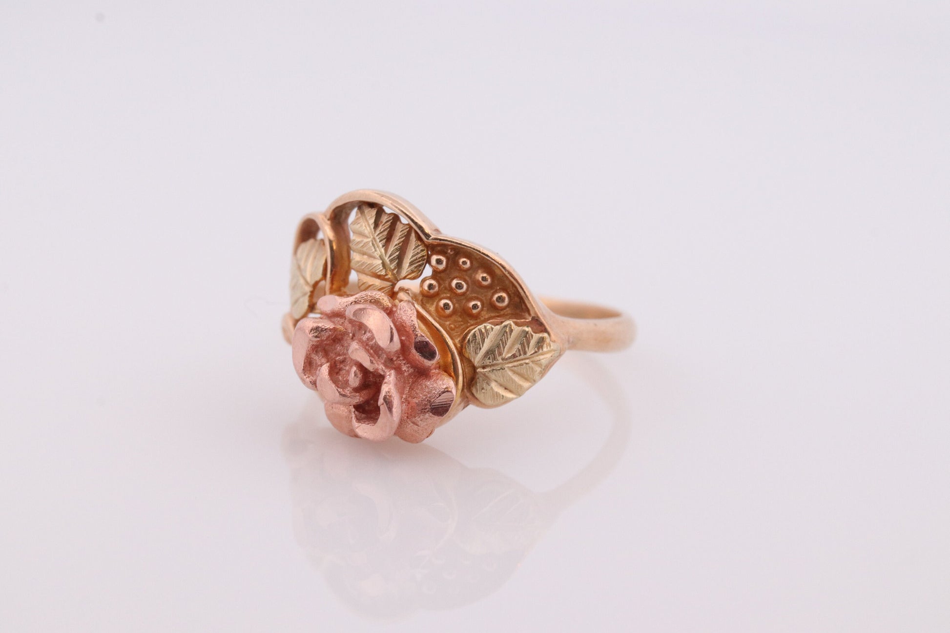 Black Hills Gold Ring. 10k 12k FLOWER ROSE Multi-Tone Black Hills Gold Statement Ring. stock(62)