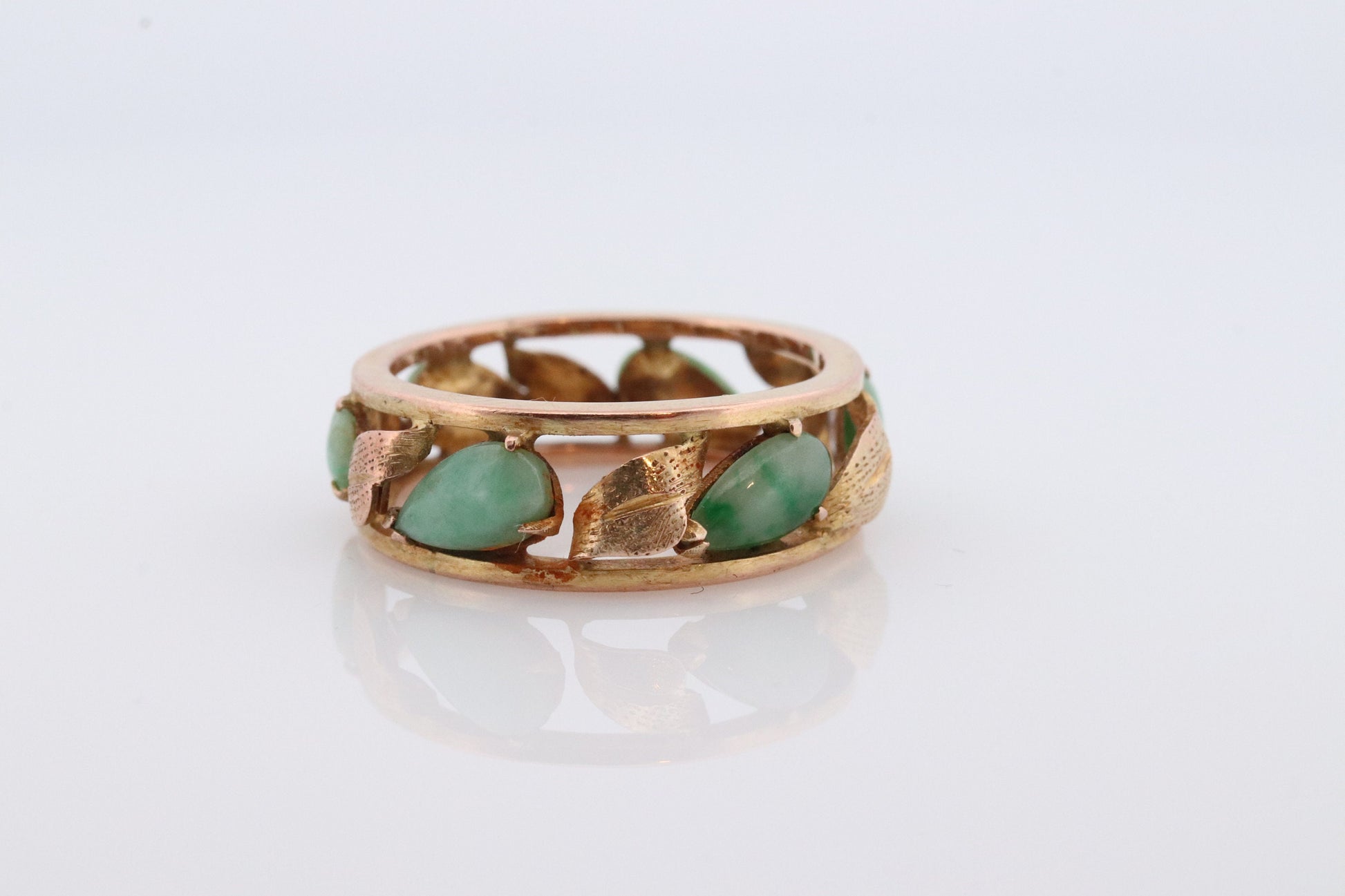 14k Green White Jade cabochon ring. Apple translucent green Leaf open band. Jade Eternity band st(120)